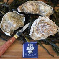 Fine Reserve Austern N°1 – drei geschlossene...